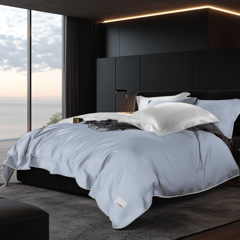 The Brisa Ultra-Soft Velvet Luxury Bedding Set